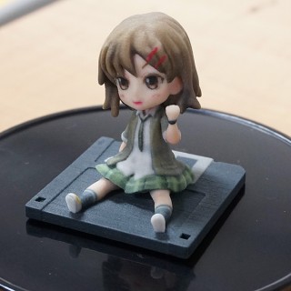 女の子のキャラクターの造形物